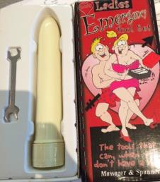 Emergency tool, dildo met sleutel