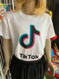 t-shirt tiktok wit